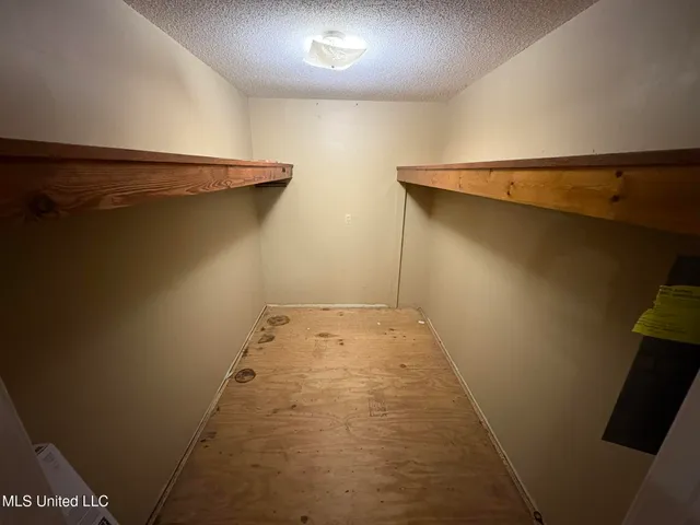 $159,900 | 11828 Ormond Road, Moss Point, MS 39562