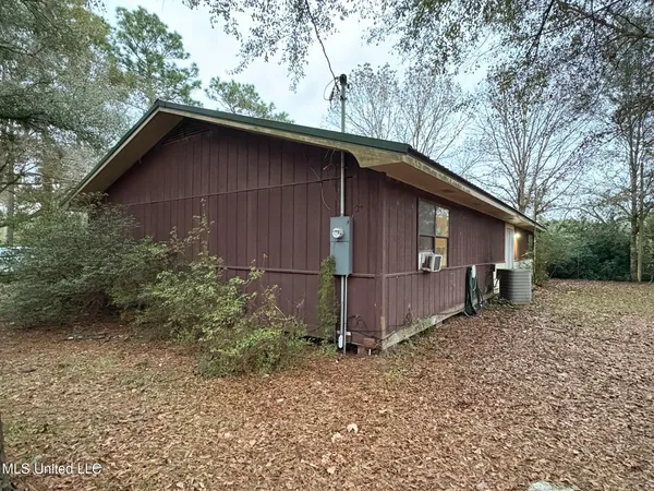 $159,900 | 11828 Ormond Road, Moss Point, MS 39562