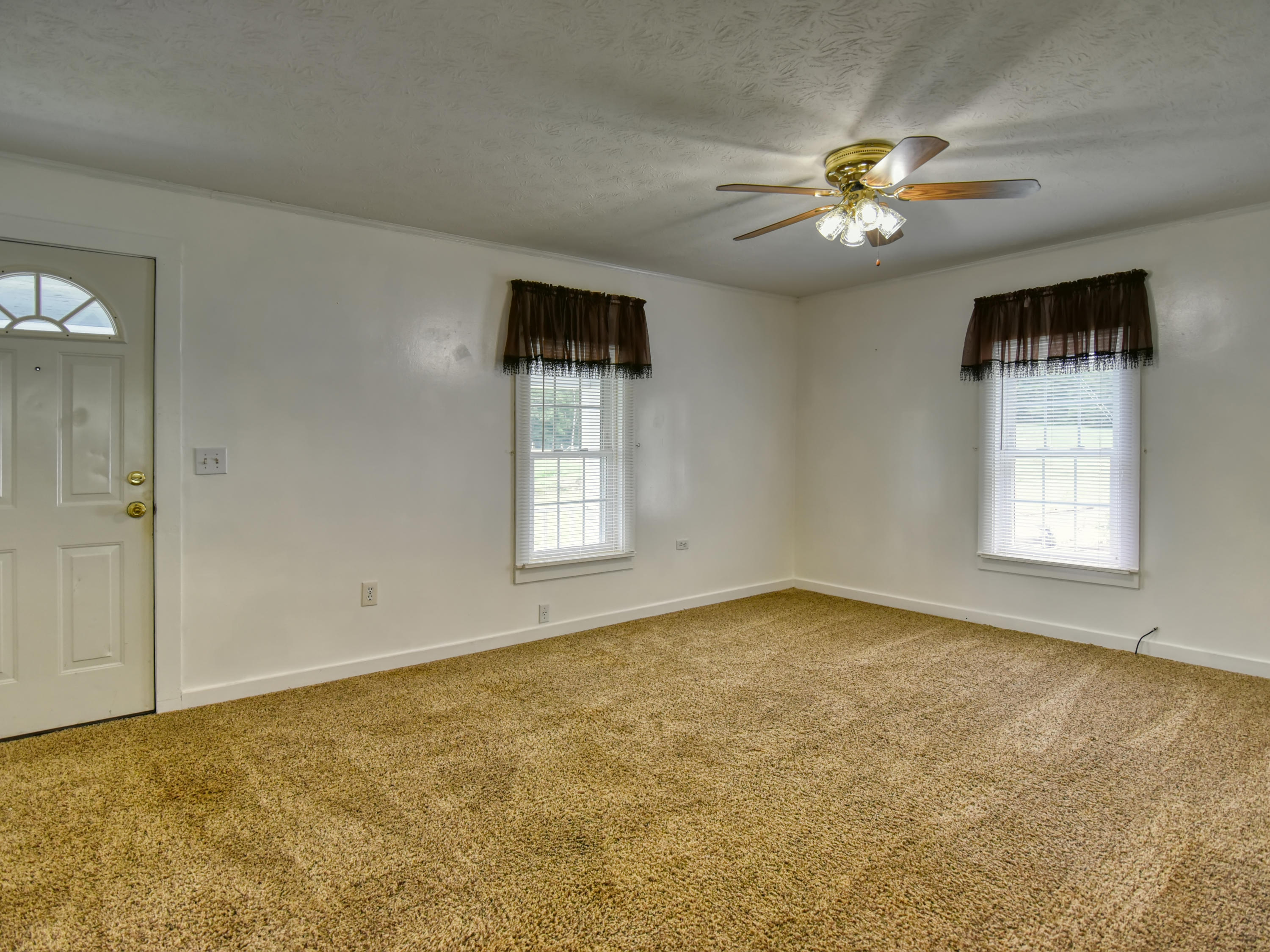 165 Bethel Road Clinton, TN 37716 - Photo 6 of 14 165 Bethel