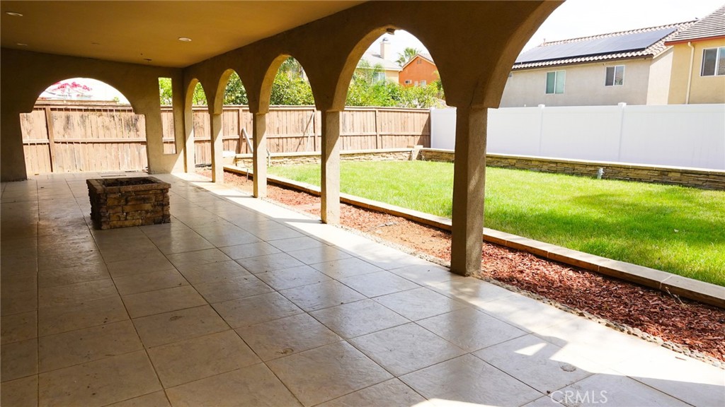 1415 Sunflower Way Perris, CA 92571 - Photo 34 of 39 a view of outdoor space with garden