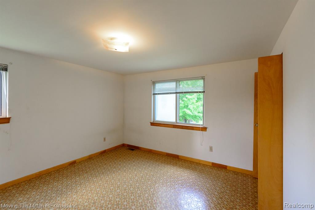 50274 Bog Road Belleville, MI 48111 - Photo 28 of 49 Gallery Image 28
