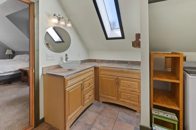 $399,999 | 799 Old Hayes Road, Meredith, NY 13753