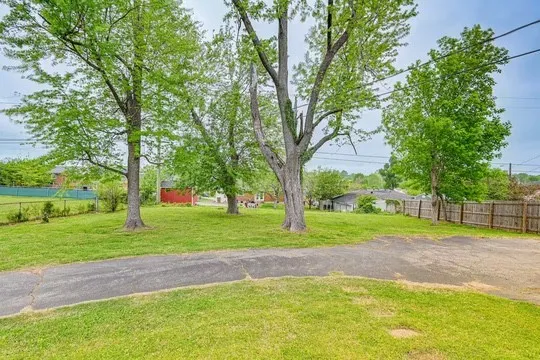 $3,000 | 2810 Paden Drive, Nashville, TN 37206