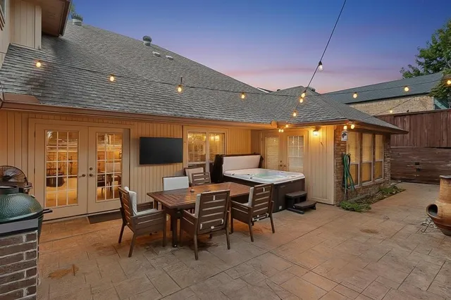 $617,000 | 2806 Sausalito Drive, Carrollton, TX 75007