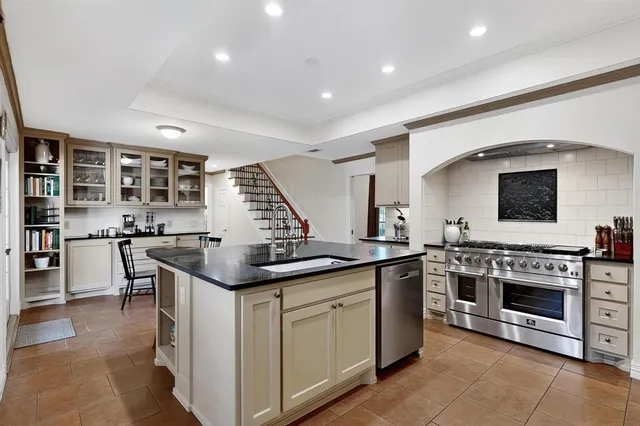 $617,000 | 2806 Sausalito Drive, Carrollton, TX 75007