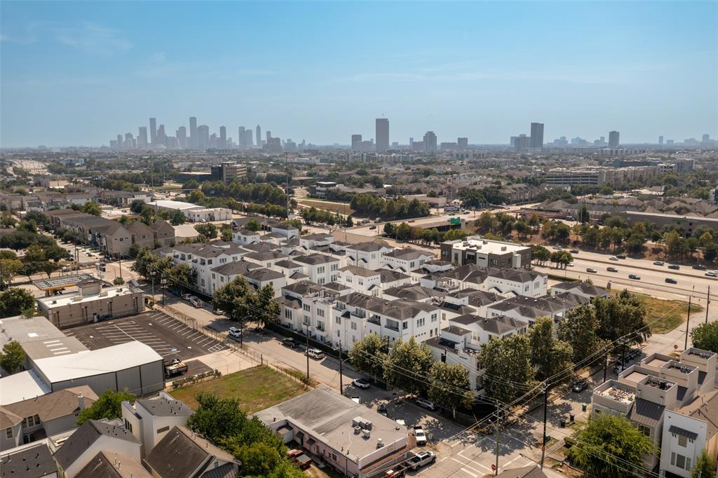 5469 Larkin Street, Unit 9 Houston, TX 77007 - Photo 38 of 38 Gallery Image 38