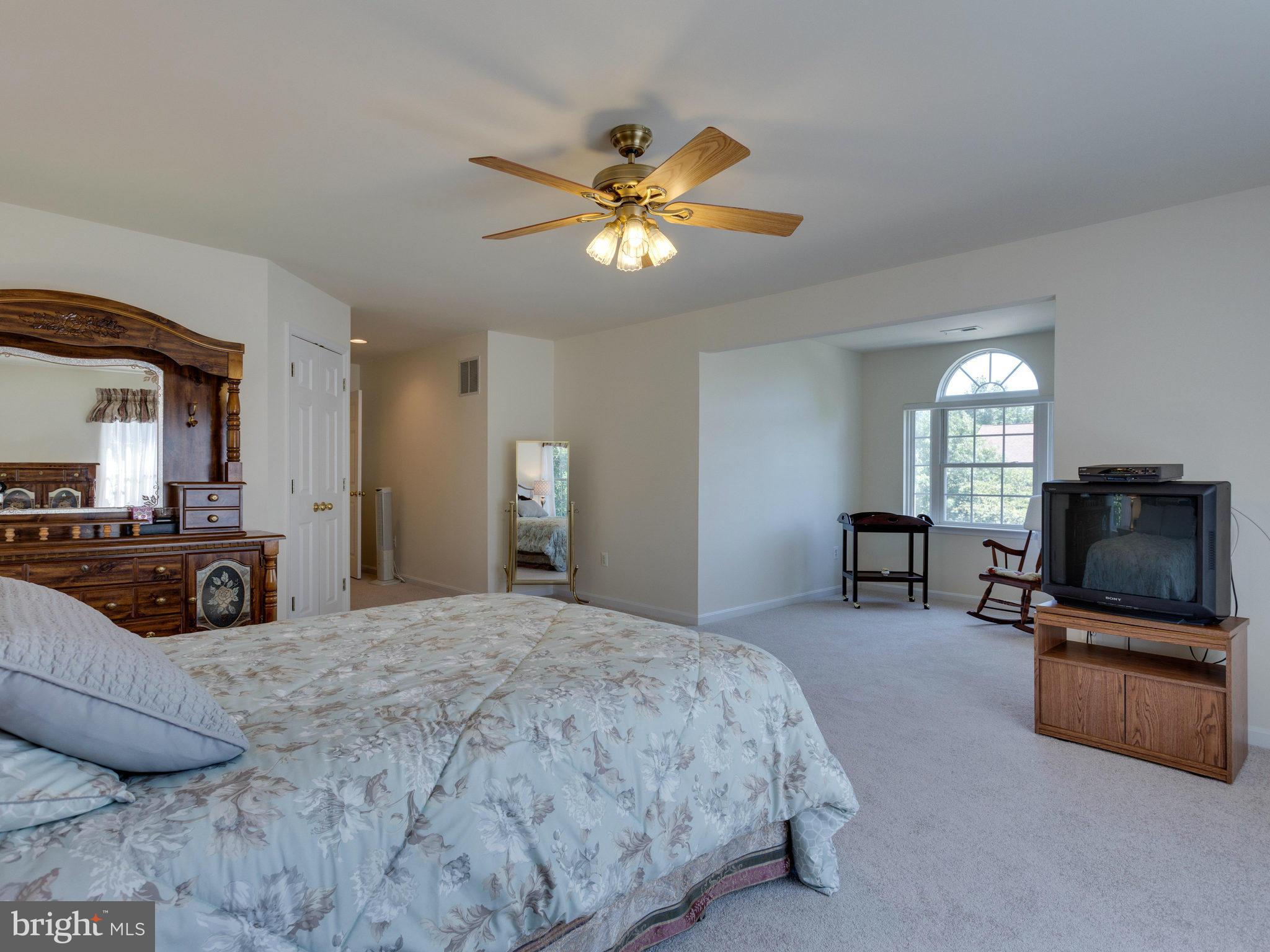 6102 Deer Ridge Trail Springfield, VA 22150 - Photo 22 of 30 Bedroom (Master)