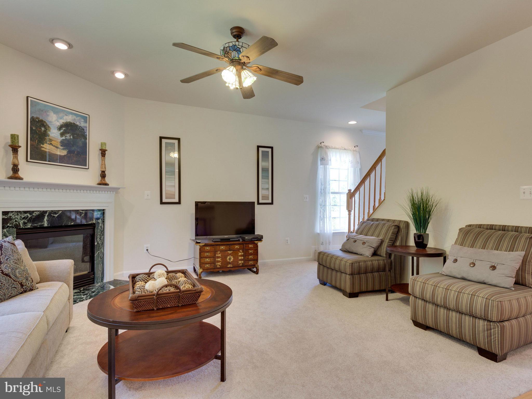6102 Deer Ridge Trail Springfield, VA 22150 - Photo 8 of 30 Family Room