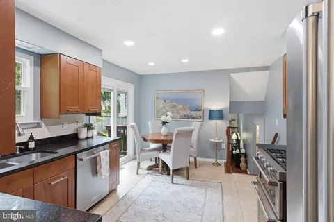 $850,000 | 9207 Paloma Lane, Springfield, VA 22153