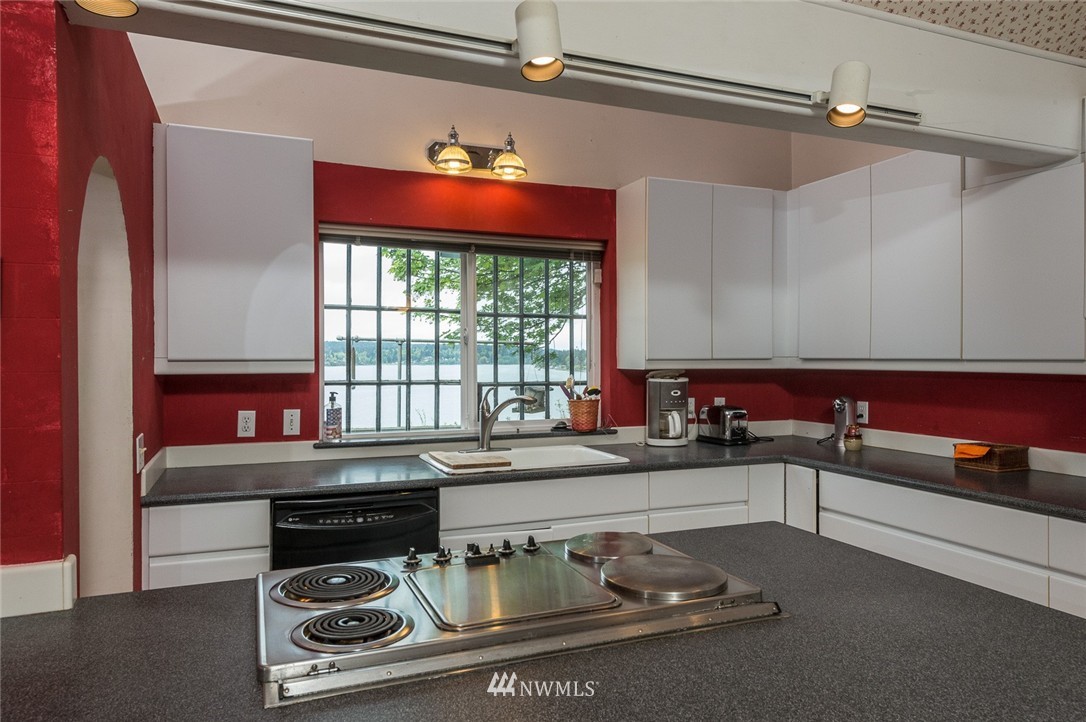 24801 Dockton Road Southwest Vashon, WA 98070 - Photo 14 of 25 Gallery Image 14