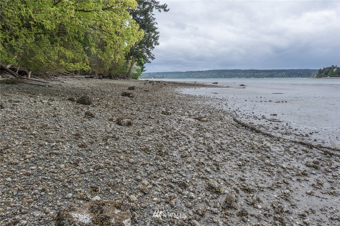 24801 Dockton Road Southwest Vashon, WA 98070 - Photo 21 of 25 Gallery Image 21