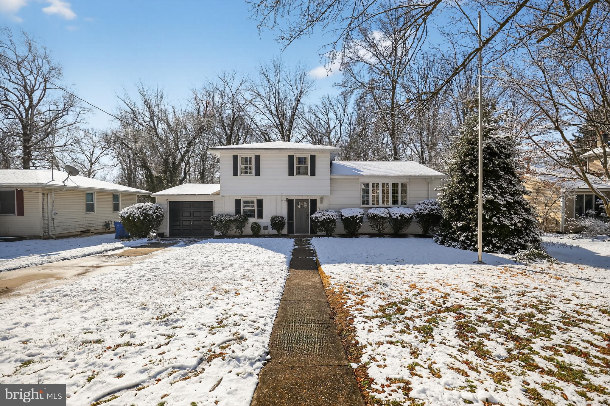 1015 Sycamore Avenue Laurel Springs, NJ 08021 - Photo 1 of 34