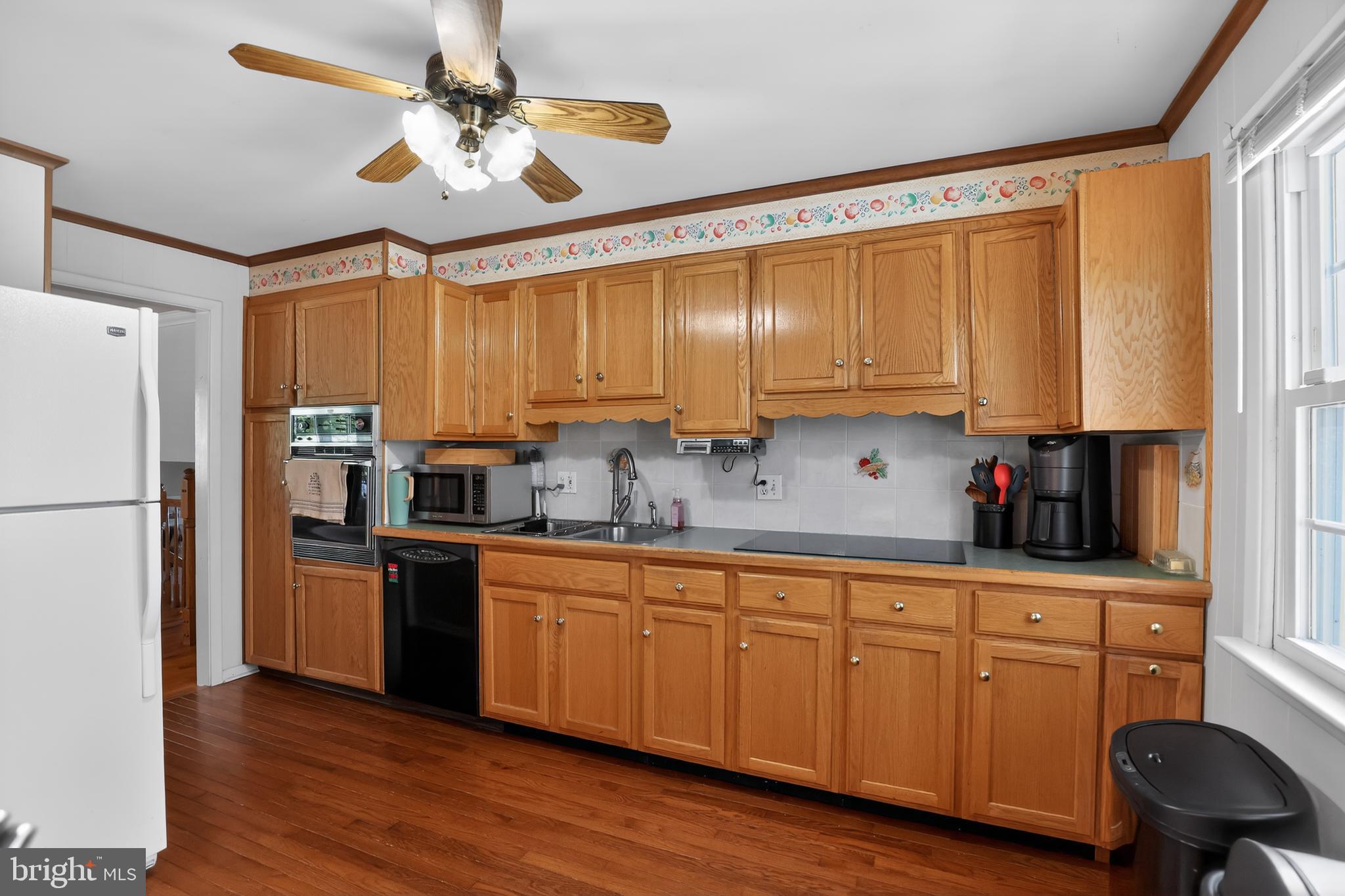 1015 Sycamore Avenue Laurel Springs, NJ 08021 - Photo 11 of 34