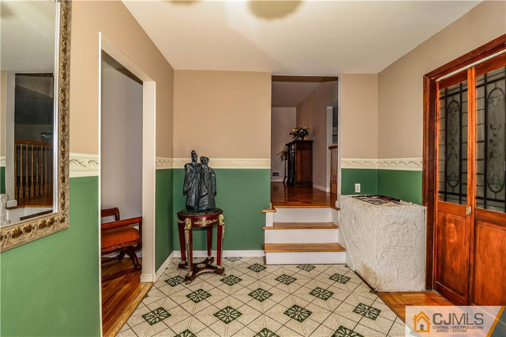 5 Sharp Road Edison, NJ 08837 - Photo 3 of 25 Gallery Image 3