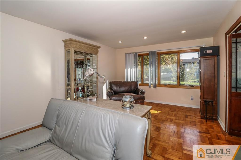 5 Sharp Road Edison, NJ 08837 - Photo 5 of 25 Gallery Image 5