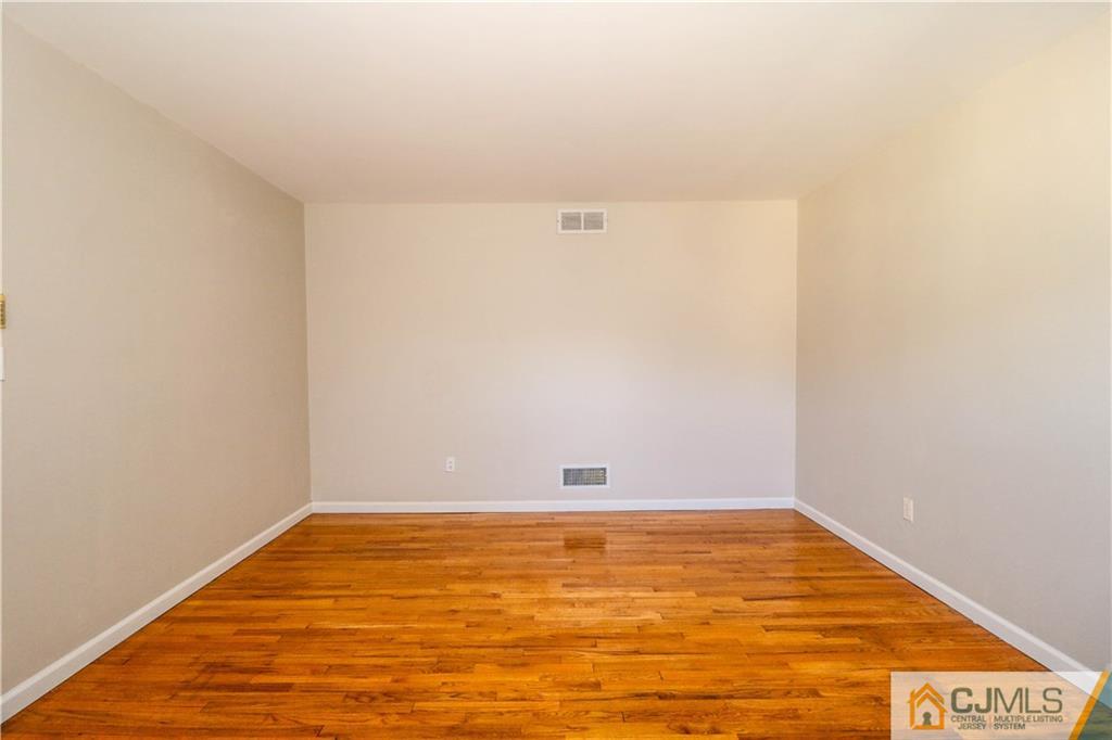 5 Sharp Road Edison, NJ 08837 - Photo 10 of 25 Gallery Image 10