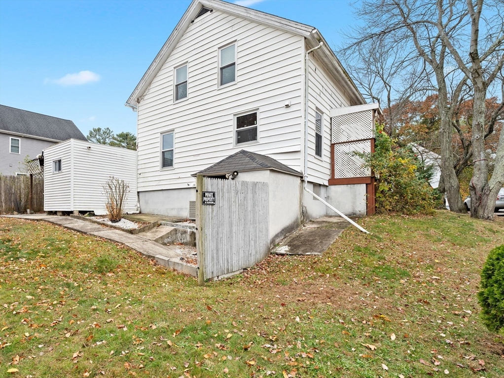 61 Mendon Road Attleboro, MA 02703 - Photo 33 of 36 Gallery Image 33
