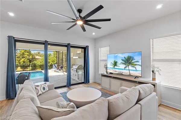 $20,000 | 551 97th Avenue North, Naples, FL 34108