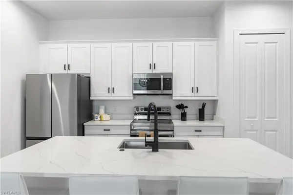 $20,000 | 551 97th Avenue North, Naples, FL 34108