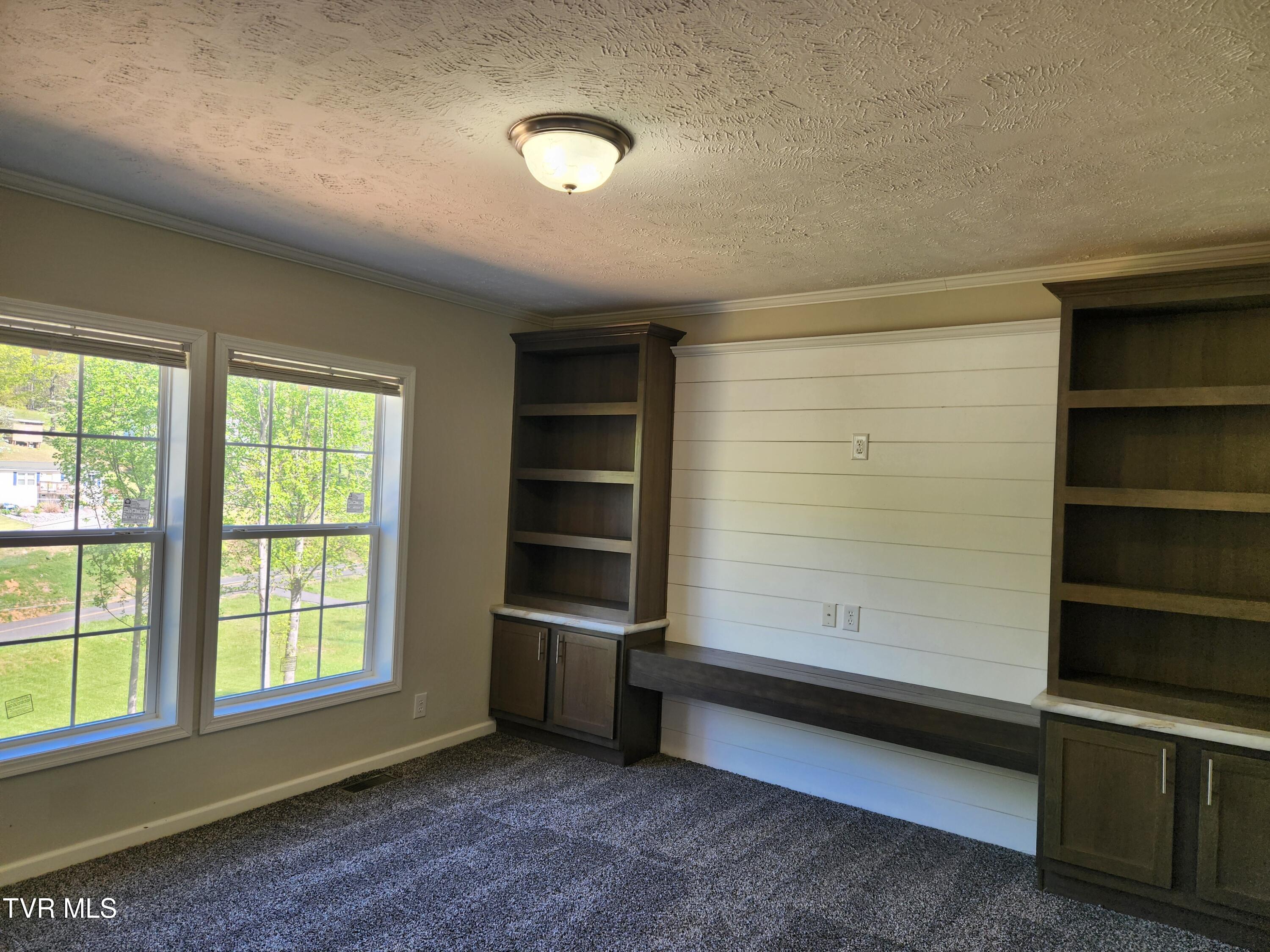 8460 Reedy Creek Road Bristol, VA 24202 - Photo 10 of 19 20260421_110057