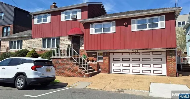 $2,000 | 7705 5th Avenue, North Bergen, NJ 07047