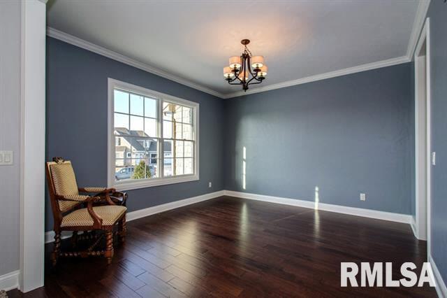 3011 Westminster Road Bettendorf, IA 52722 - Photo 3 of 23 Gallery Image 3