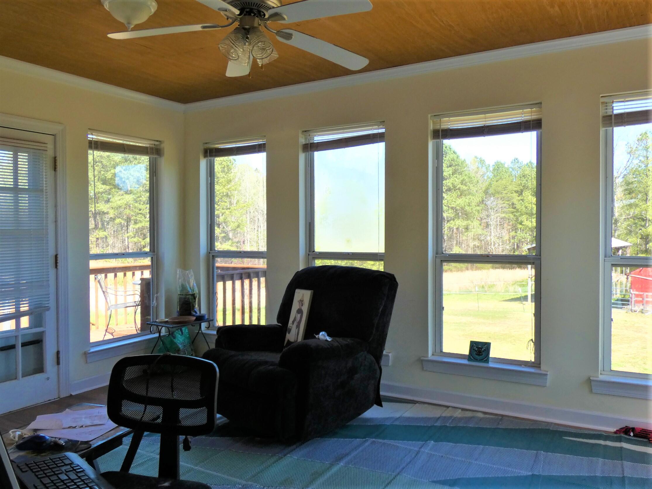 530 Hurtt Road Chickamauga, GA 30707 - Photo 4 of 14 P1000918 (2)