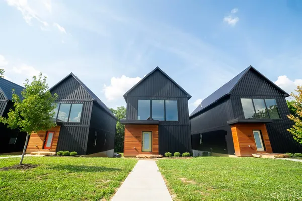 $3,000 | 3547 Eden Avenue, Cincinnati, OH 45229