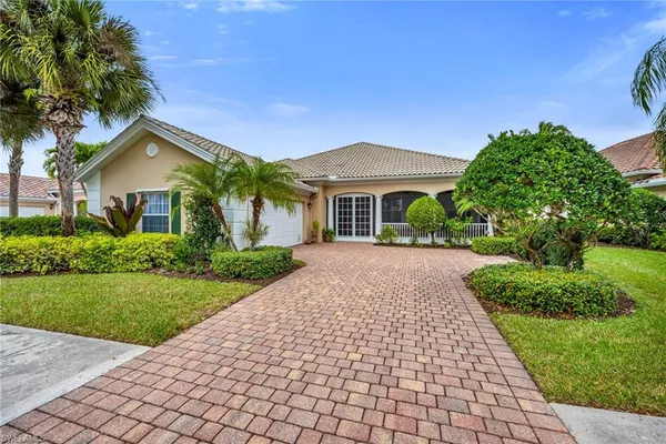 $867,000 | 8009 Wilfredo Court, Naples, FL 34114