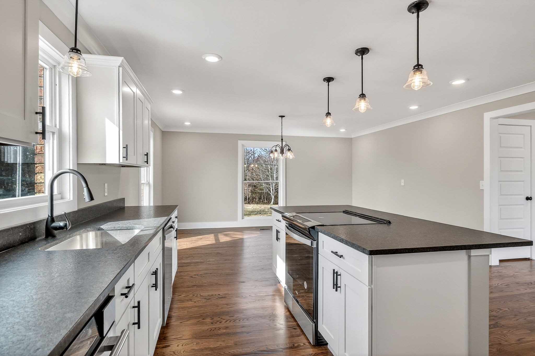 698 Mike Muncey Road McMinnville, TN 37110 - Photo 14 of 71