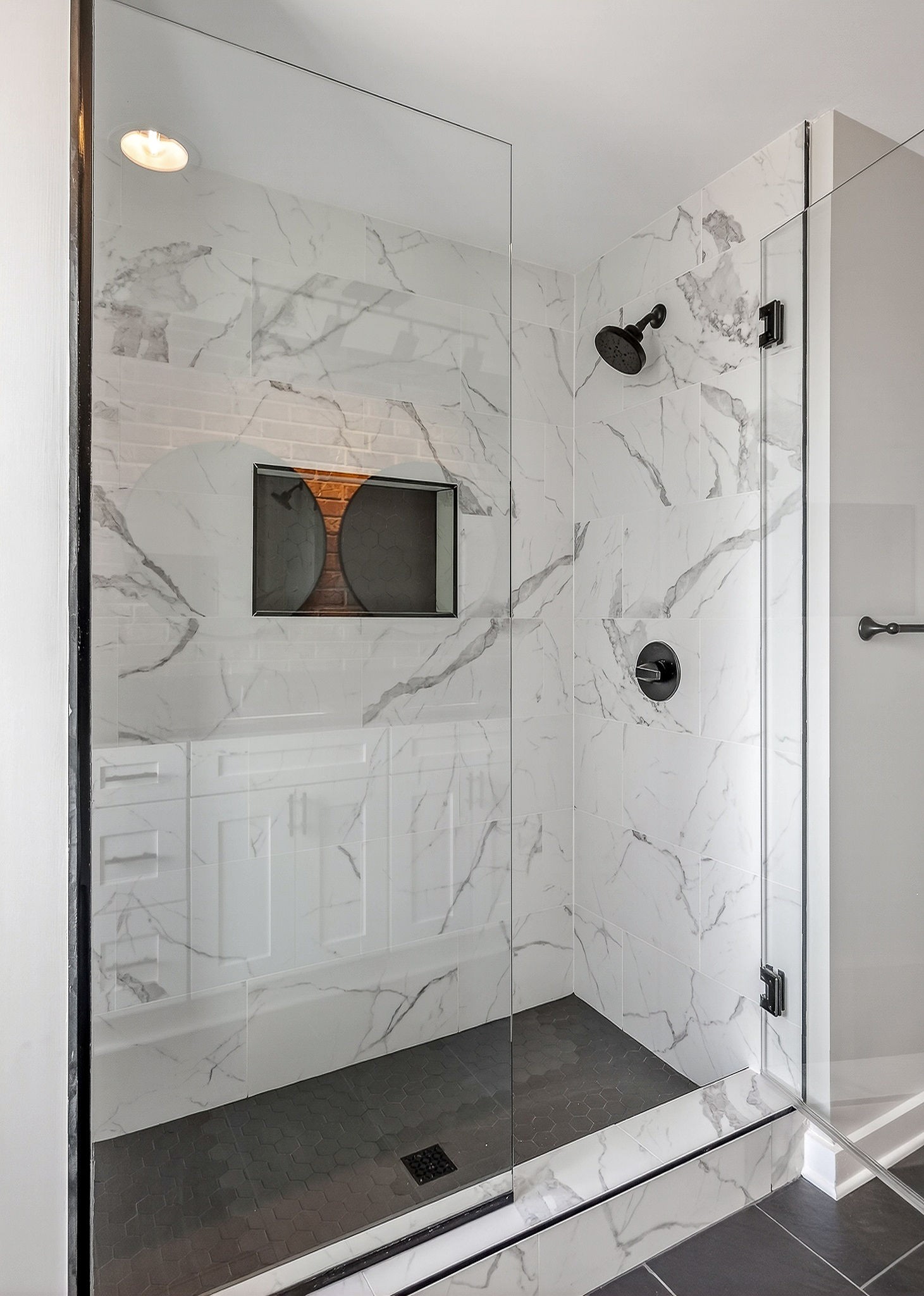 698 Mike Muncey Road McMinnville, TN 37110 - Photo 33 of 71 a bathroom with a shower and a mirror