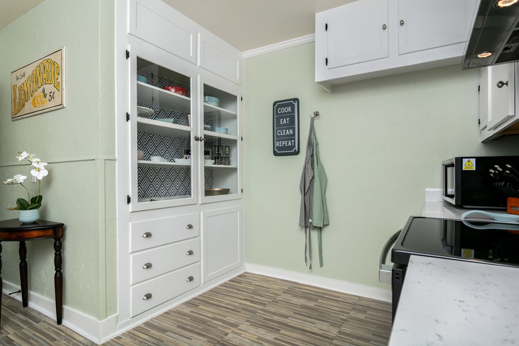 605 Robinson Avenue Kerrville, TX 78028 - Photo 11 of 25