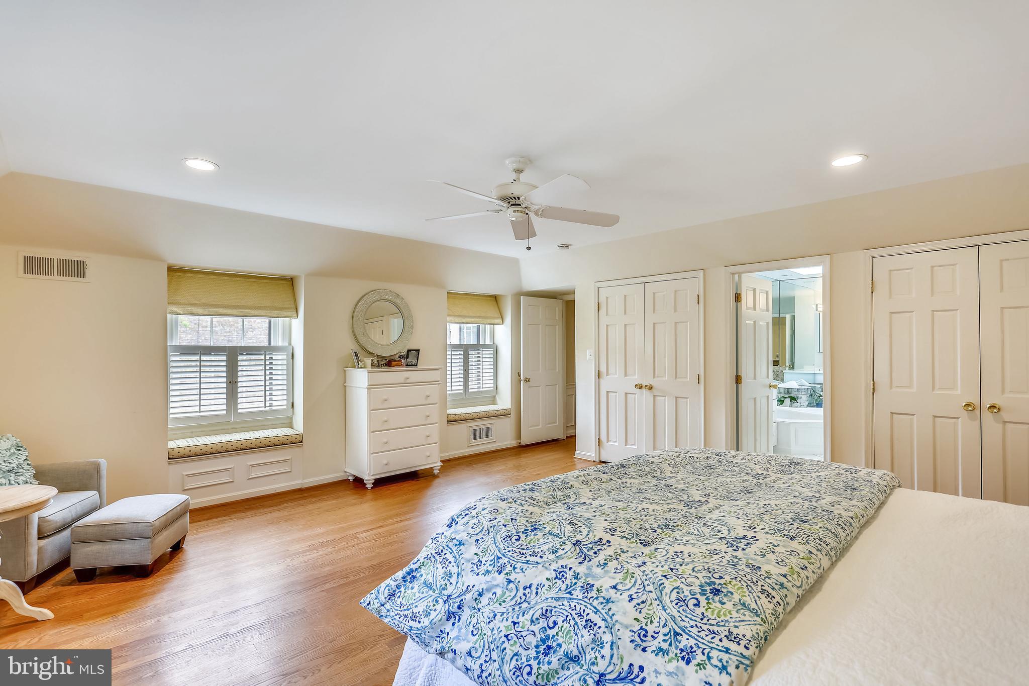 4412 Boxwood Road Bethesda, MD 20816 - Photo 45 of 77 Super spacious master suite