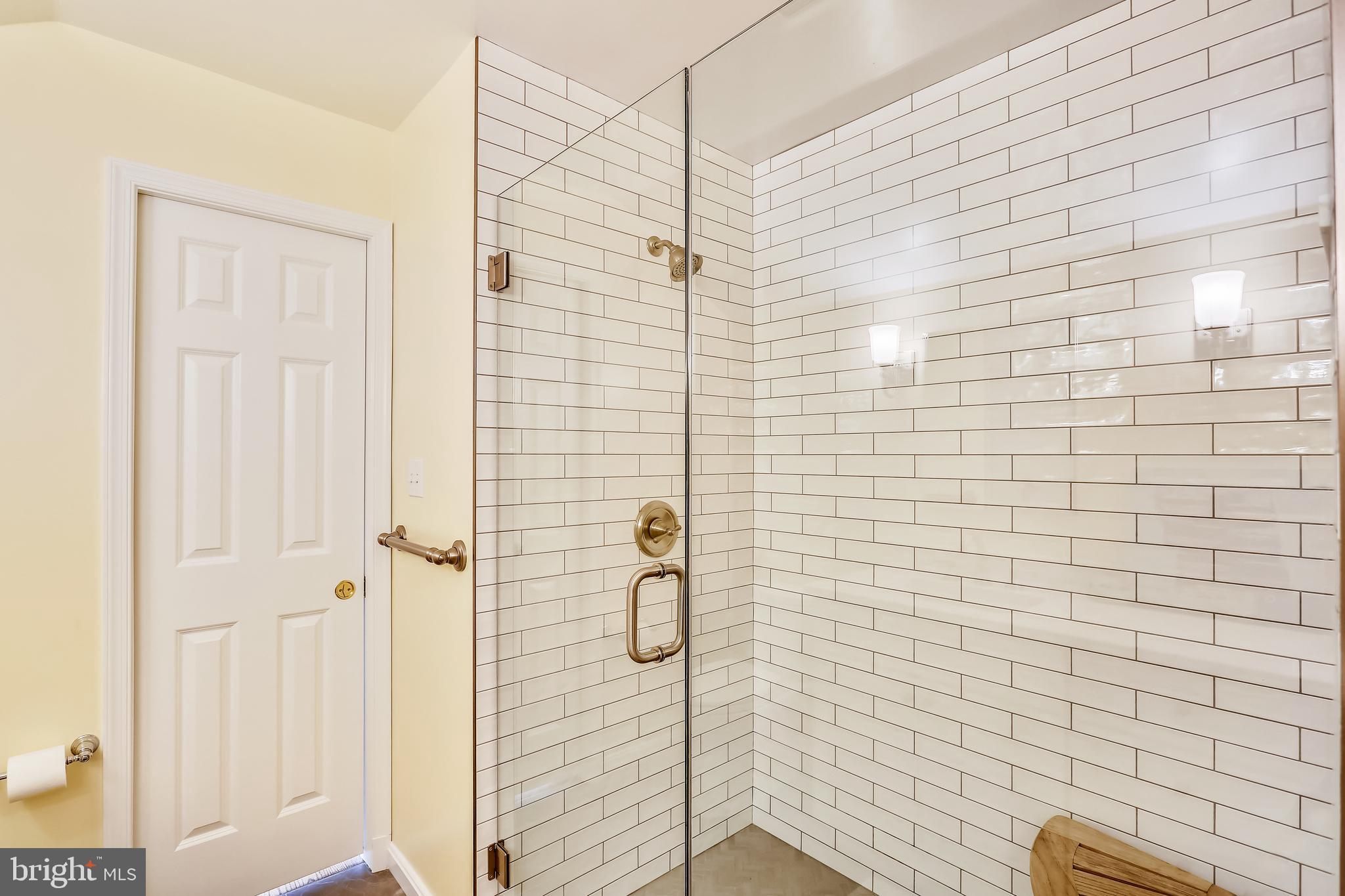 4412 Boxwood Road Bethesda, MD 20816 - Photo 51 of 77 Jack & Jill bath with large shower
