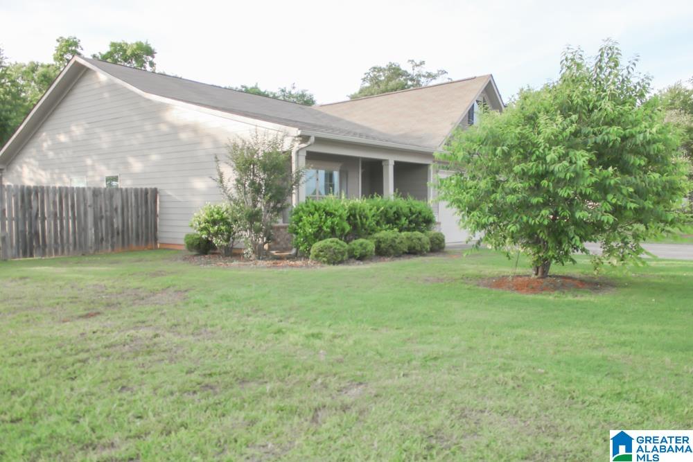 4905 Stonecreek Way Calera, AL 35040 - Photo 2 of 30