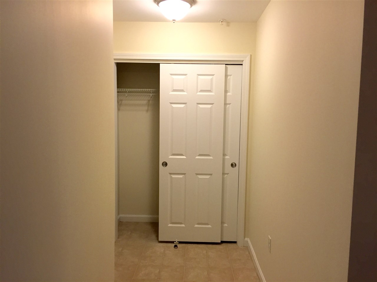 100 Sentinel Court, Unit 111 Manchester, NH 03103 - Photo 6 of 35