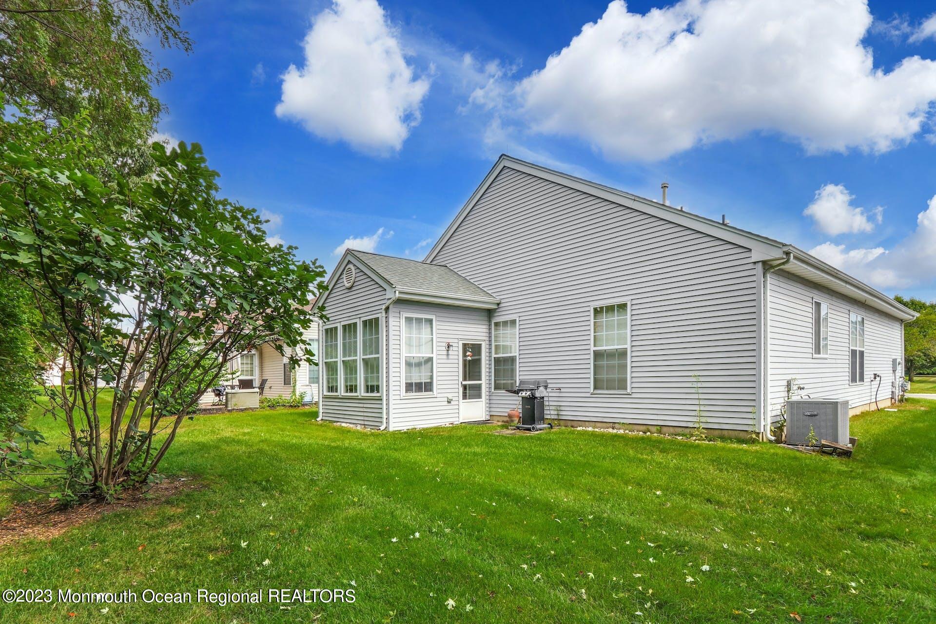 54 Sandpiper Road Barnegat, NJ 08005 - Photo 26 of 27 028-451269-54_Sandpiper_Road_IMG_9990_HD