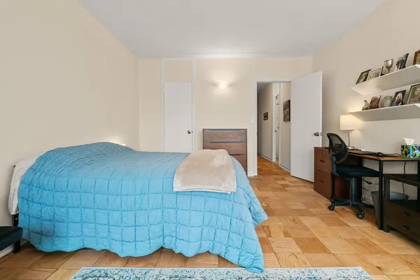 $4,200 | 85 East India Row, Unit 36G, Boston, MA 02110
