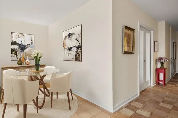 $4,200 | 85 East India Row, Unit 36G, Boston, MA 02110