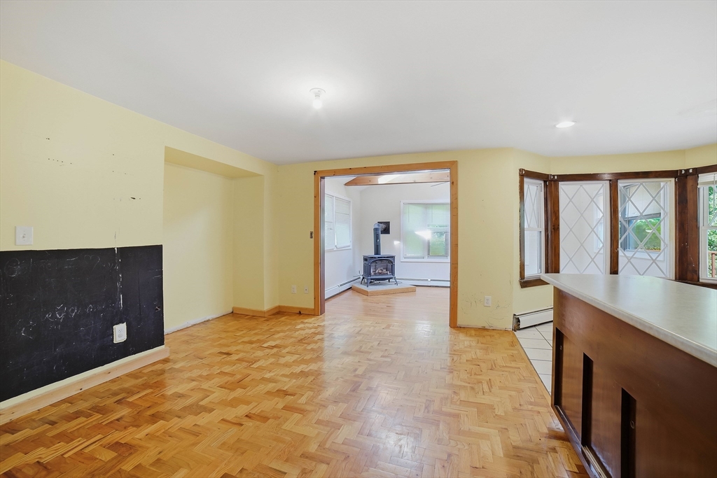 132 Charlton Road Spencer, MA 01562 - Photo 13 of 34