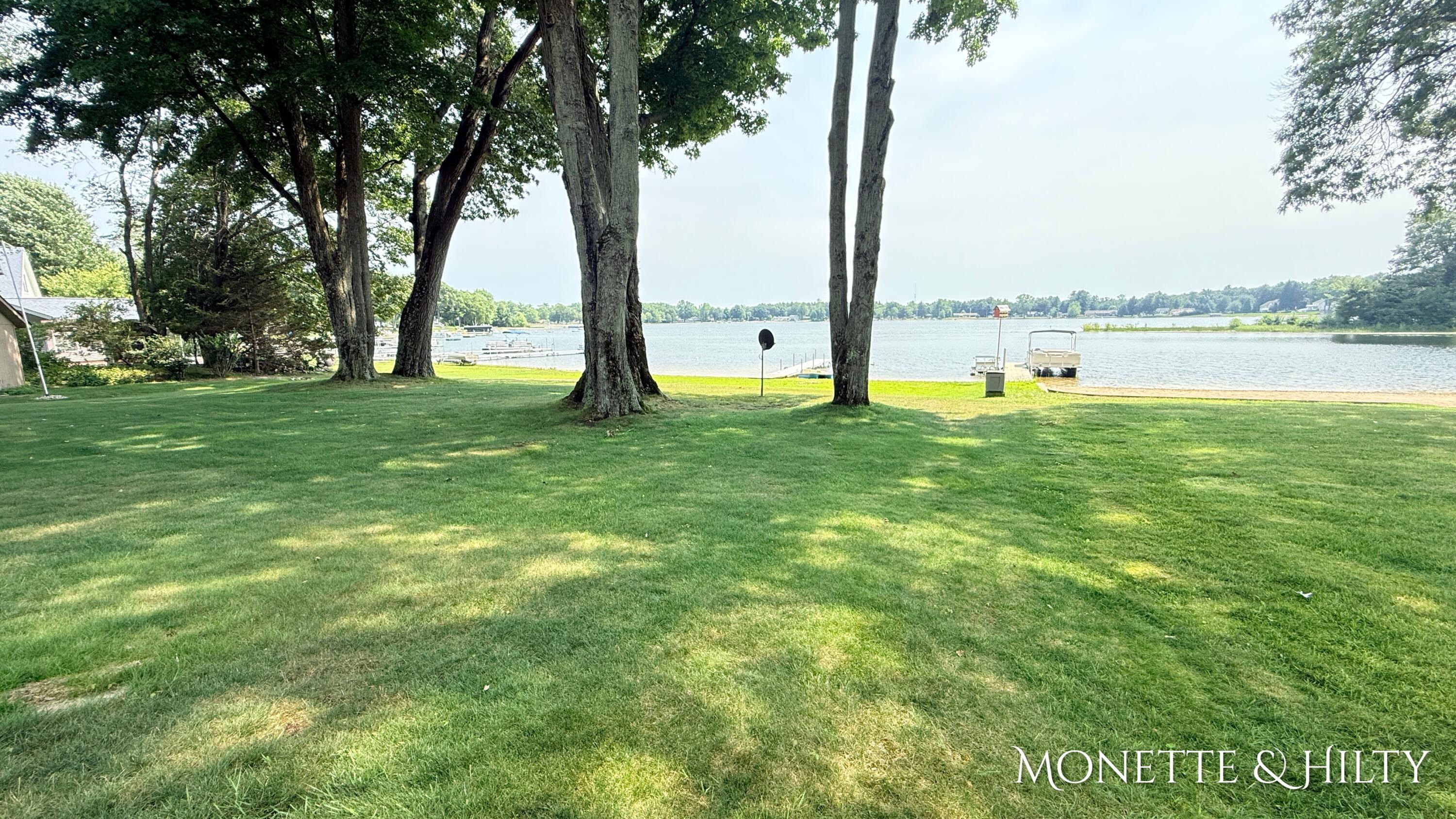 2883 Lakeshore Road Twin Lake, MI 49457 - Photo 5 of 49 IMG_E6837