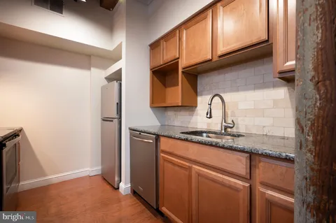$355,000 | 49 Bancroft Mills Road, Unit D1, Wilmington, DE 19806