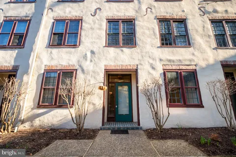 $355,000 | 49 Bancroft Mills Road, Unit D1, Wilmington, DE 19806