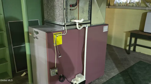 $349,900 | 26 Swayze Drive, Colonie, NY 12110