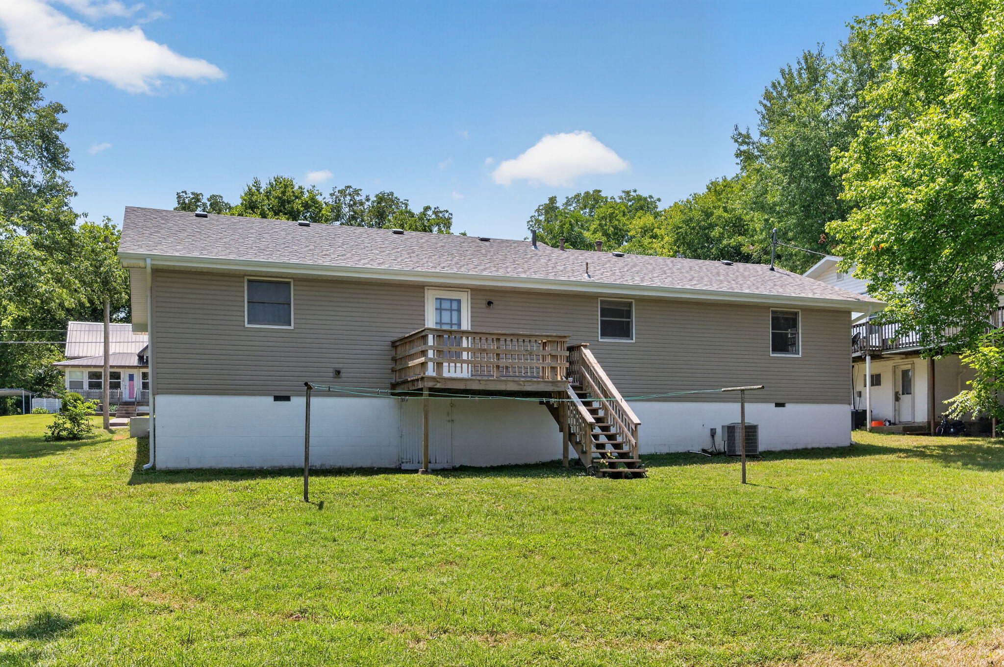 113 West Edgewood Street Crane, MO 65633 - Photo 24 of 24 24-web-or-mls-20260731-20260731-DSC09407