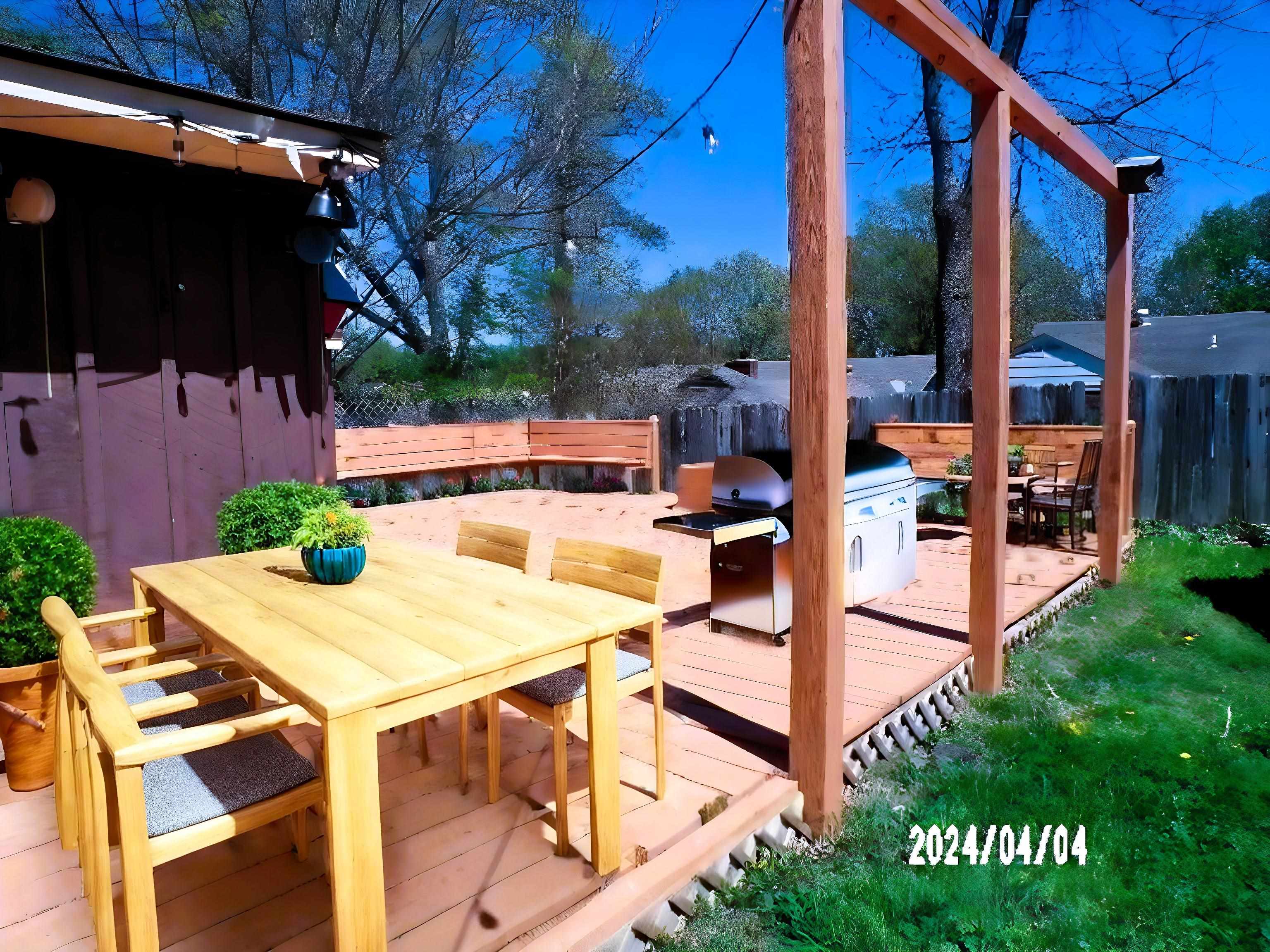 3720 Clarke Road Memphis, TN 38115 - Photo 25 of 29 Deck with grilling area