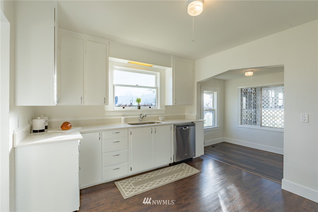 343 Second Street Sumas, WA 98295 - Photo 16 of 38 Gallery Image 16
