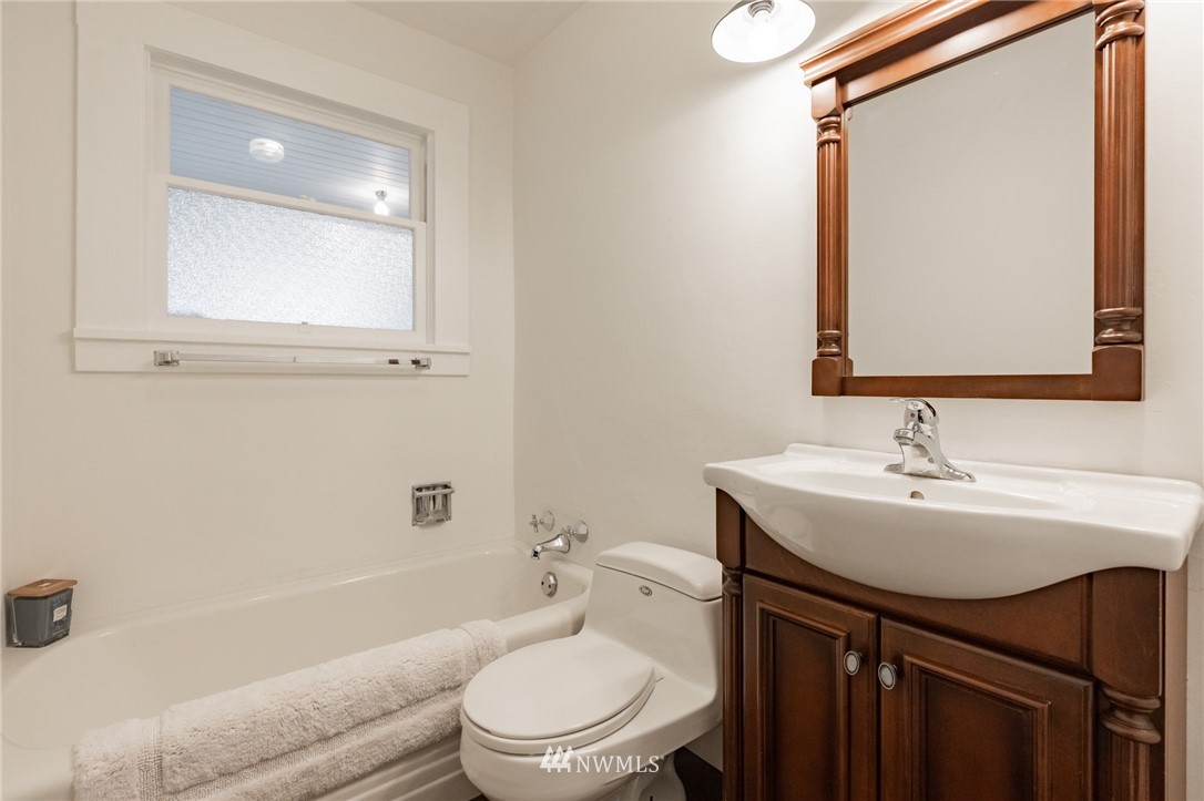 343 Second Street Sumas, WA 98295 - Photo 28 of 38 Gallery Image 28