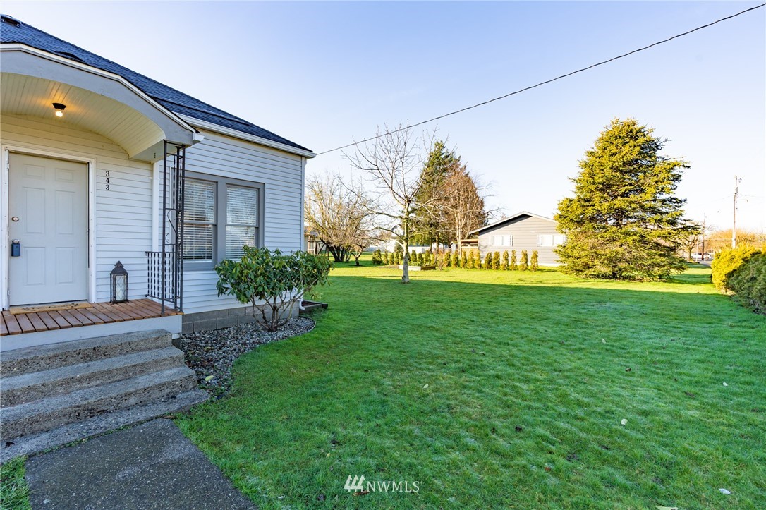 343 Second Street Sumas, WA 98295 - Photo 32 of 38 Gallery Image 32