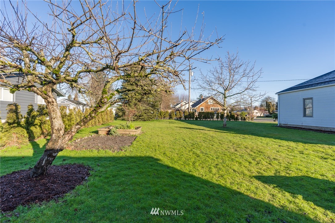 343 Second Street Sumas, WA 98295 - Photo 33 of 38 Gallery Image 33